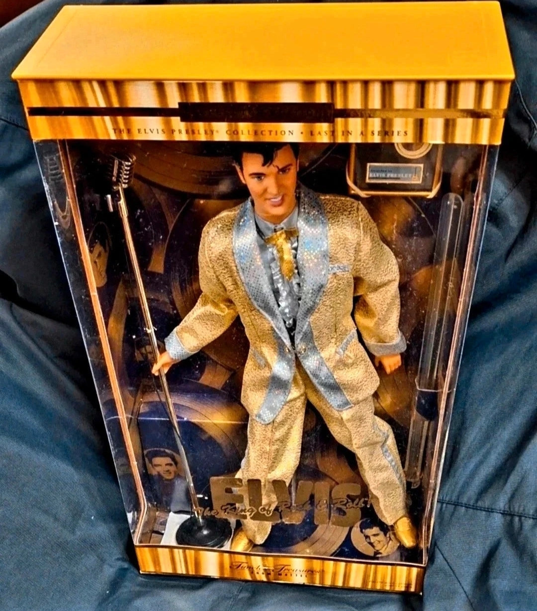 Elvis Presley 2001